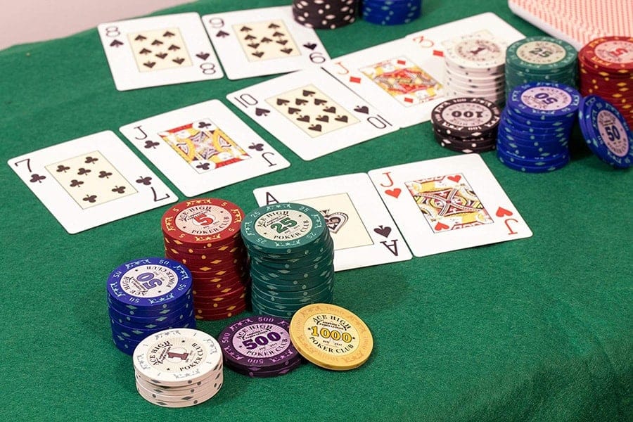 Tổng hợp những kinh nghiệm chơi Poker online - Hình 1
