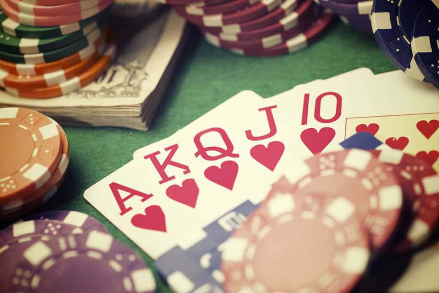 3 sai lầm mà đáng nhẽ ra bạn không nên mắc phải trong bài Poker