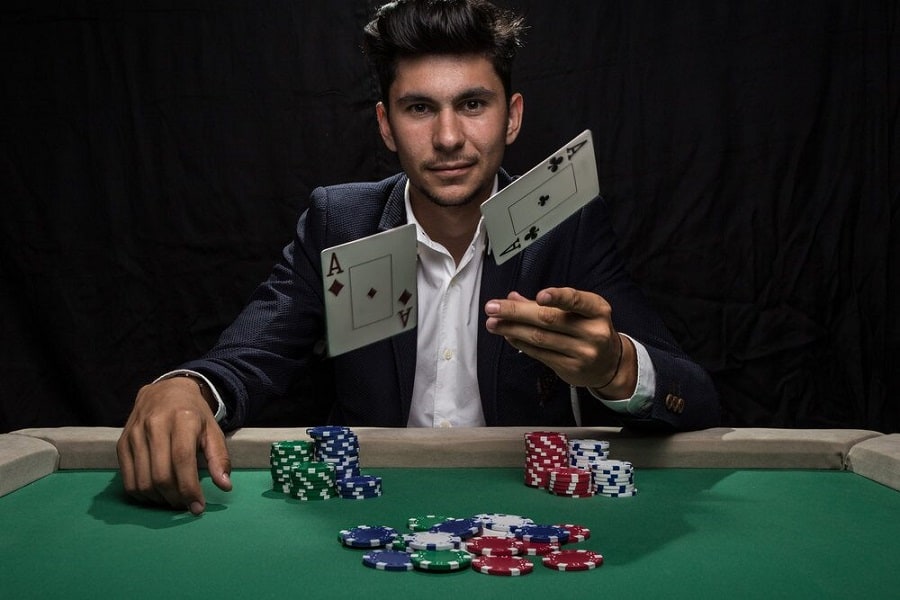 Các tụ bài người chơi thường gặp khi chơi game bài cược Poker