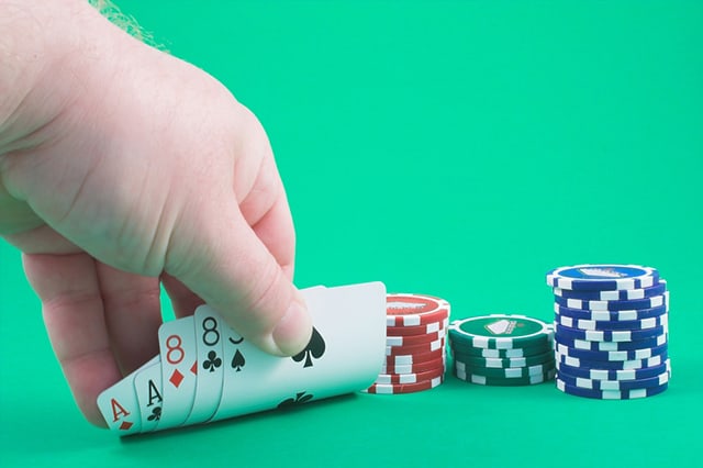 Poker và những thủ thuật mà ai cũng có thể dễ dàng chiến thắng nếu áp dụng